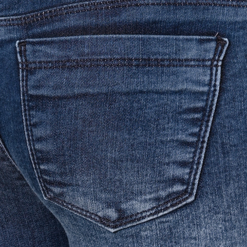 Medium Blue