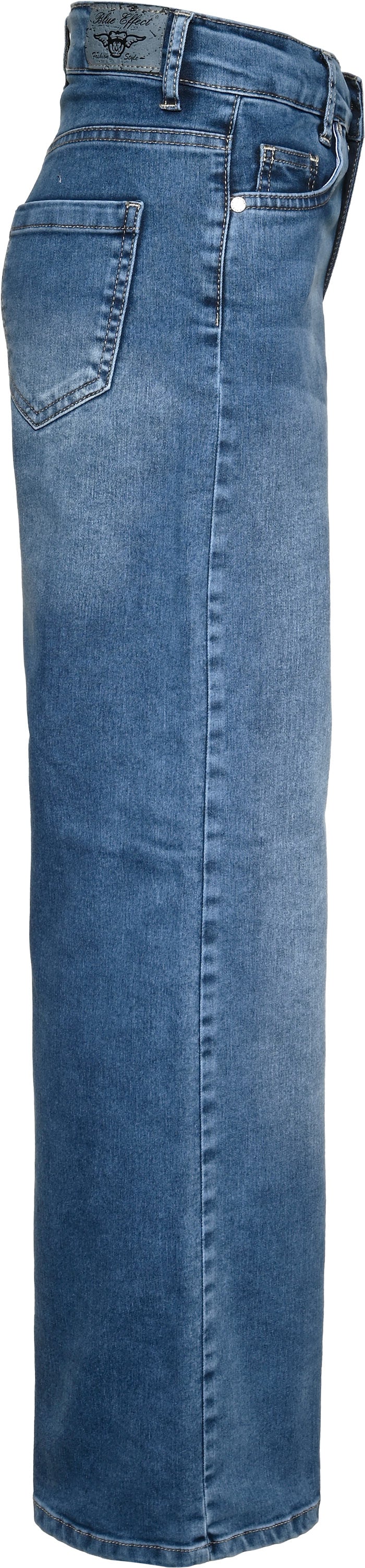 Medium Blue