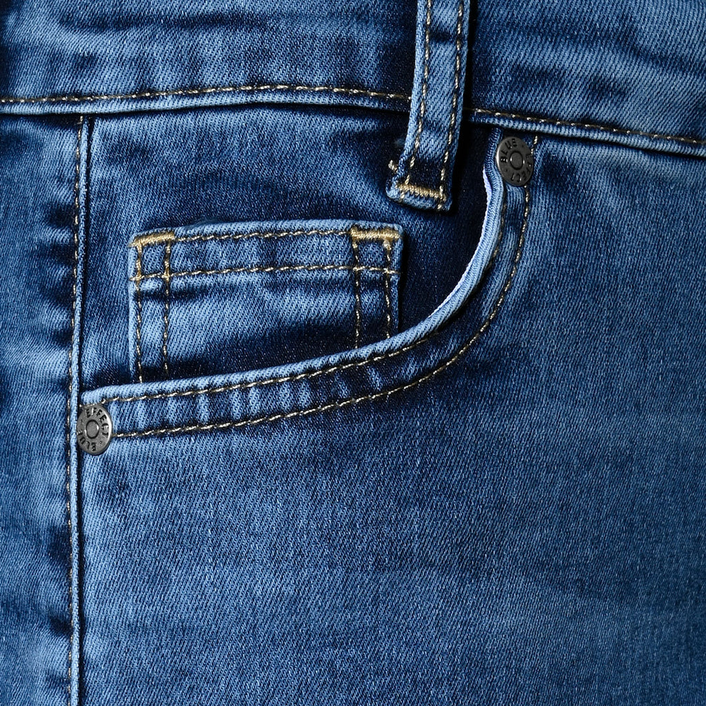 Medium Blue