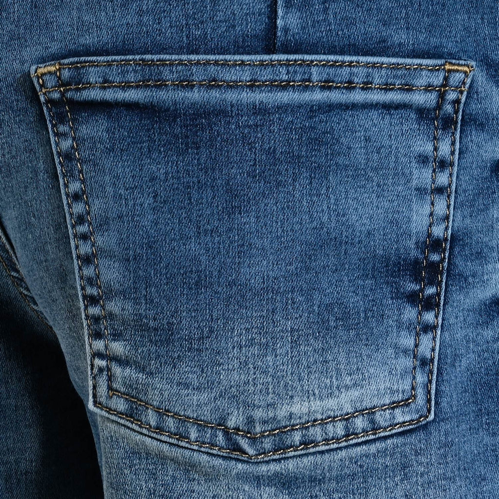Medium Blue
