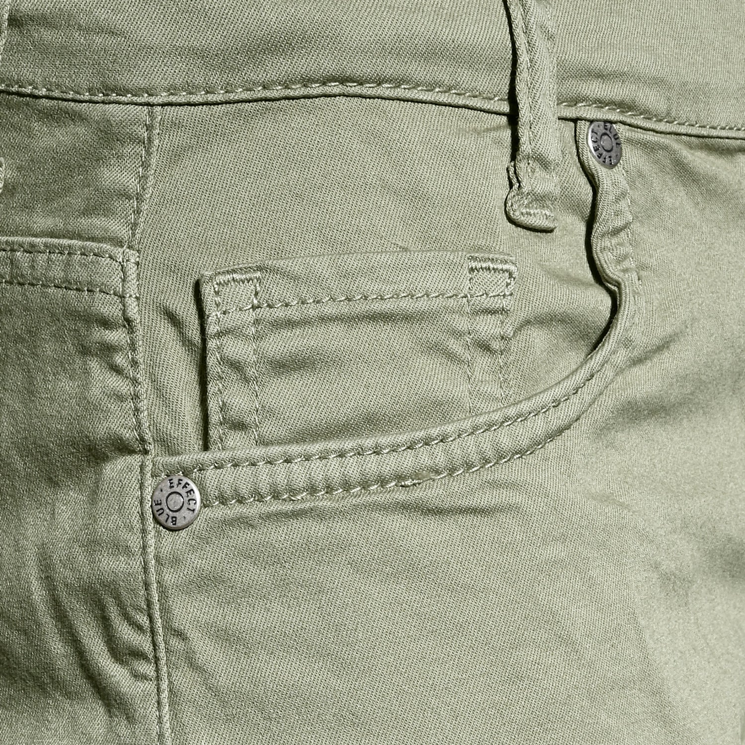 PB Khaki Reactive
