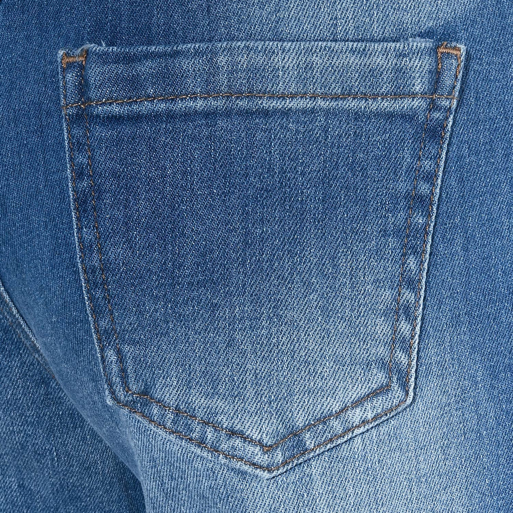 Medium Blue