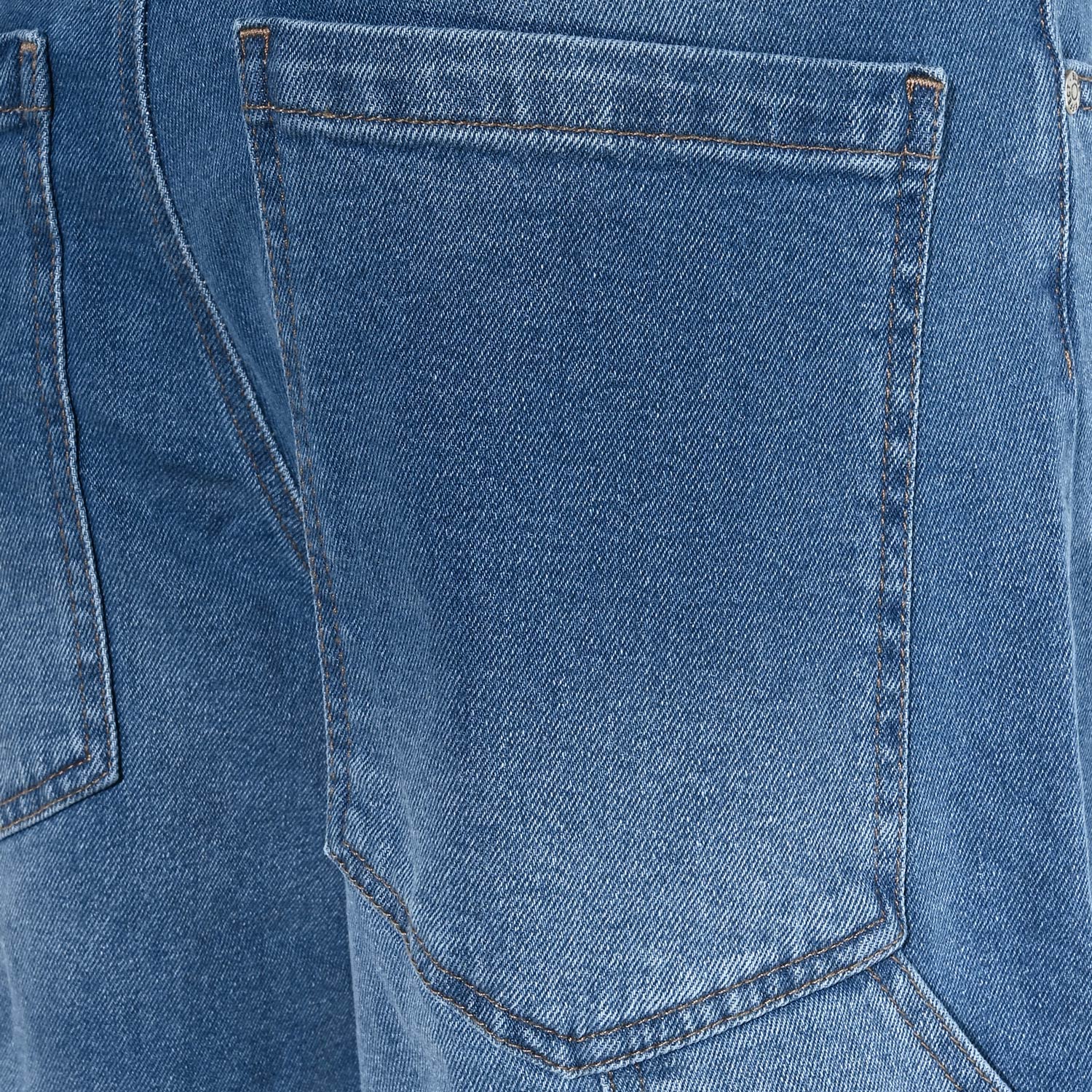 Medium Blue