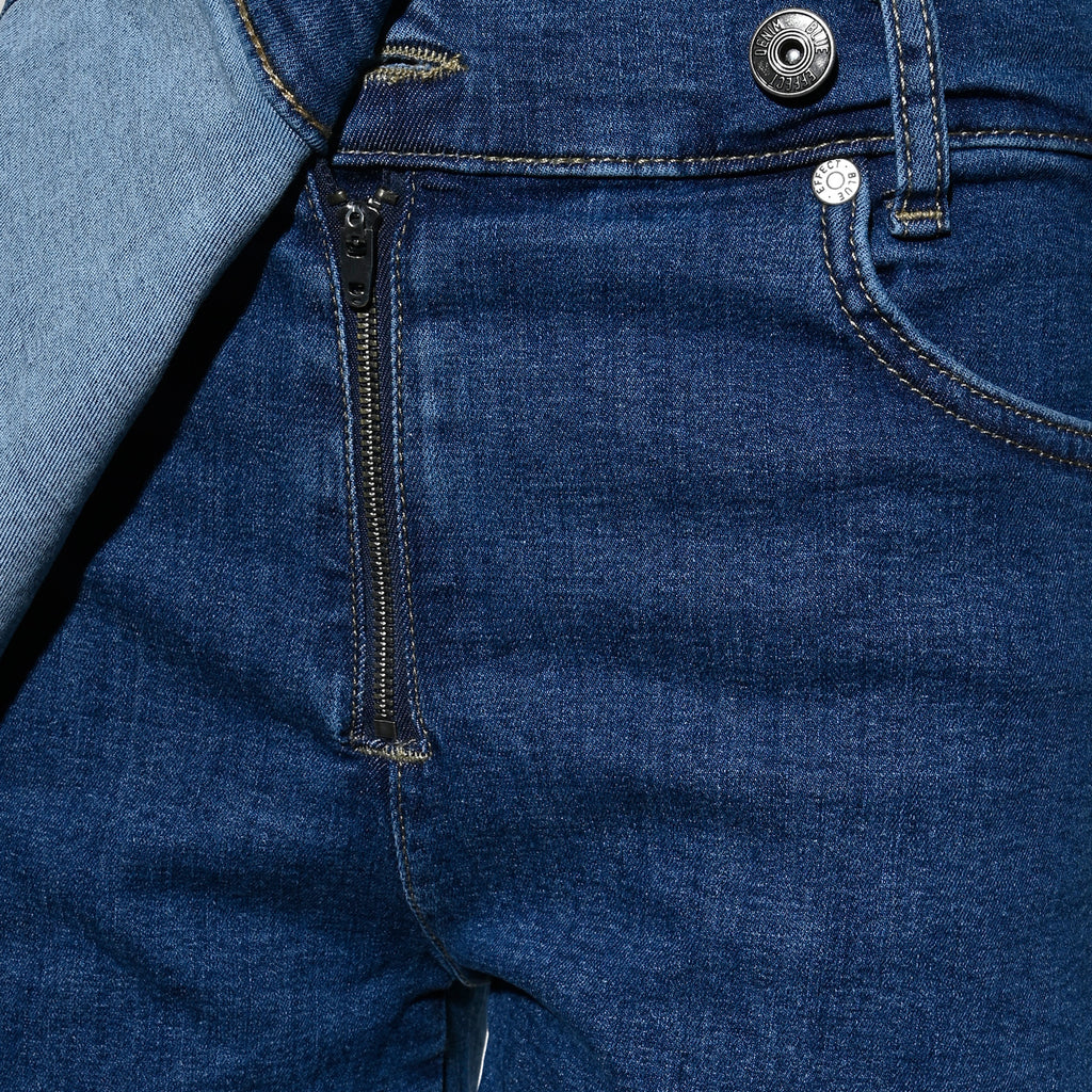 Medium Blue