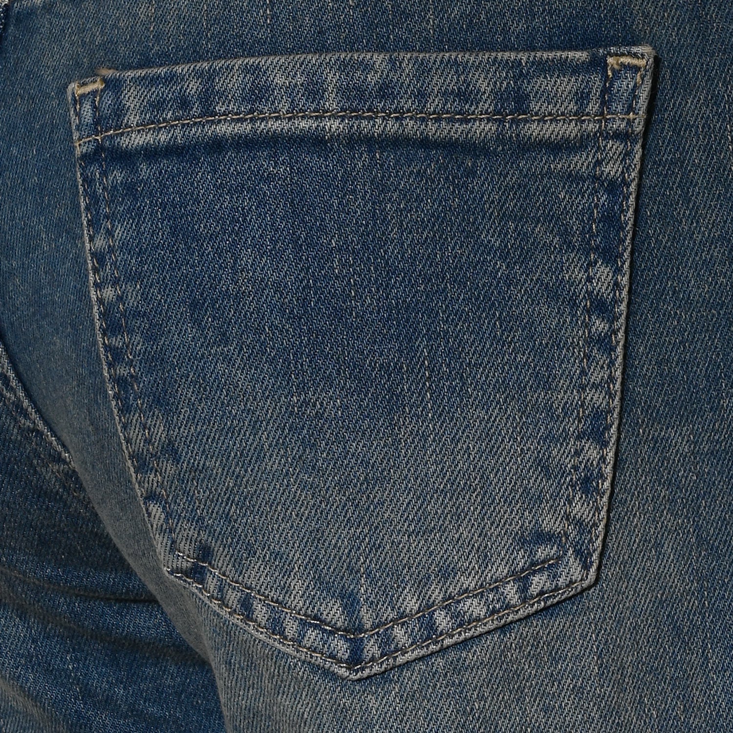 Medium Blue Used