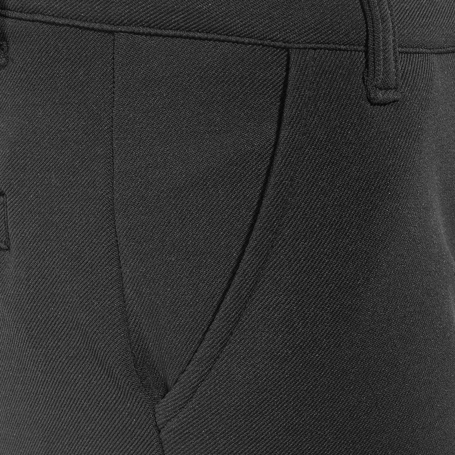 Schwarz