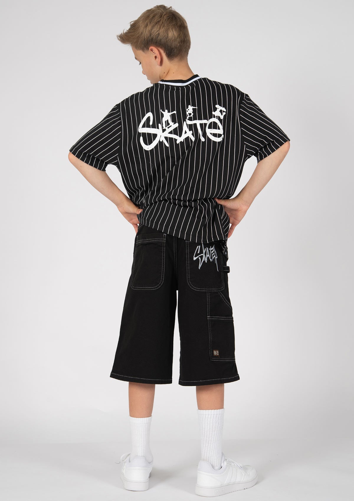 MB Schwarz Weiß Stripes
