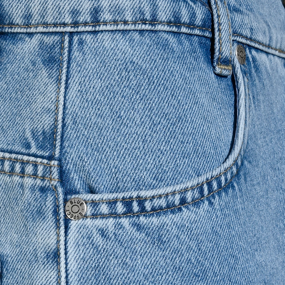 Medium light Blue