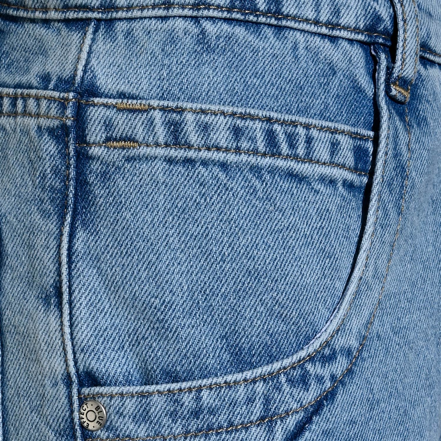 Medium light Blue