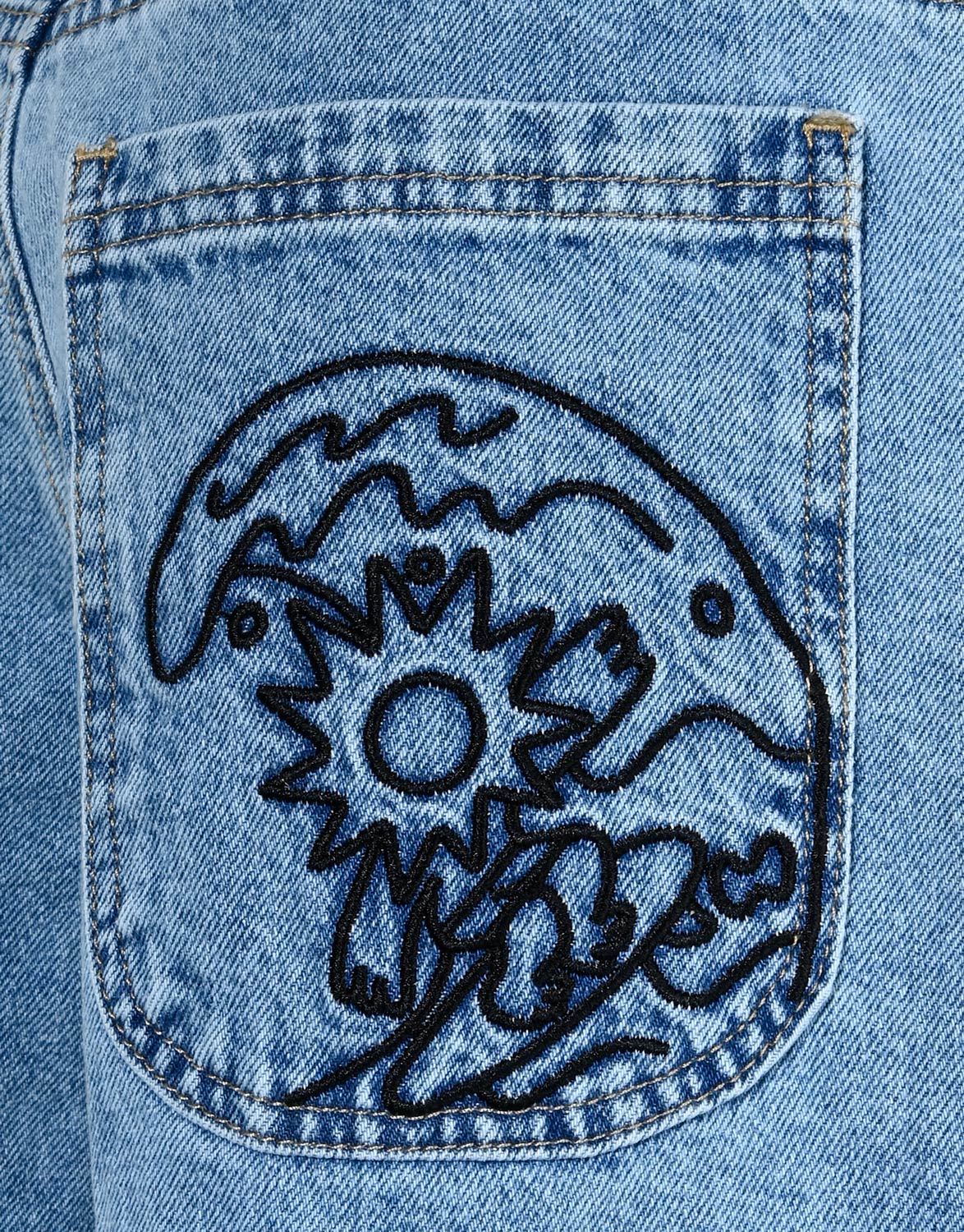 Medium light Blue