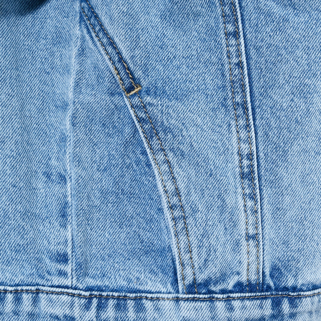 Medium light Blue